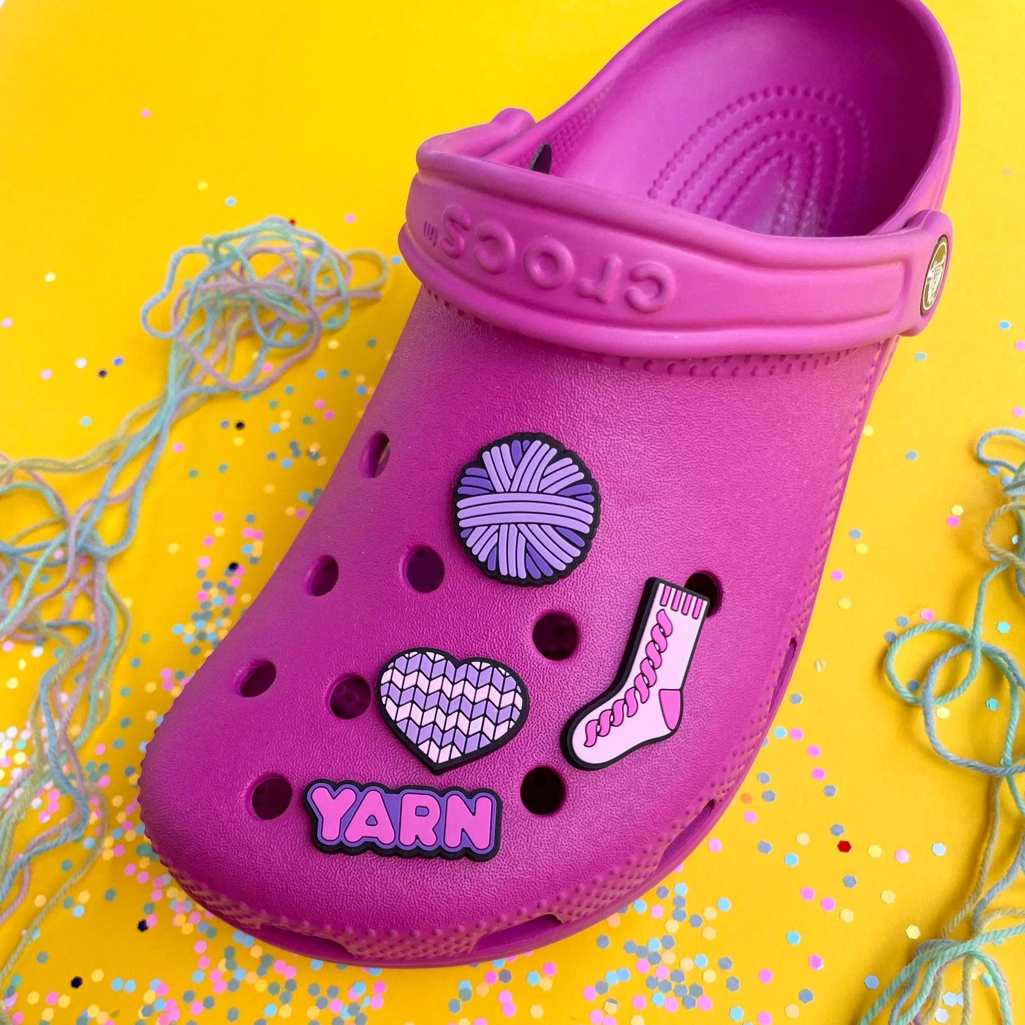 Kitty With A Cupcake - Yarn Love Pink/Purple Shoe Charm Set